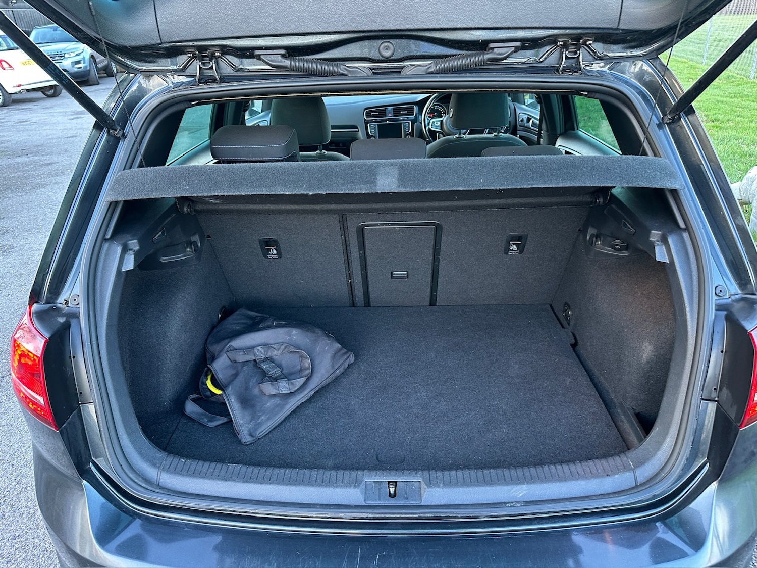 Used Volkswagen Golf 2015 for sale - 77314111: Photo 3