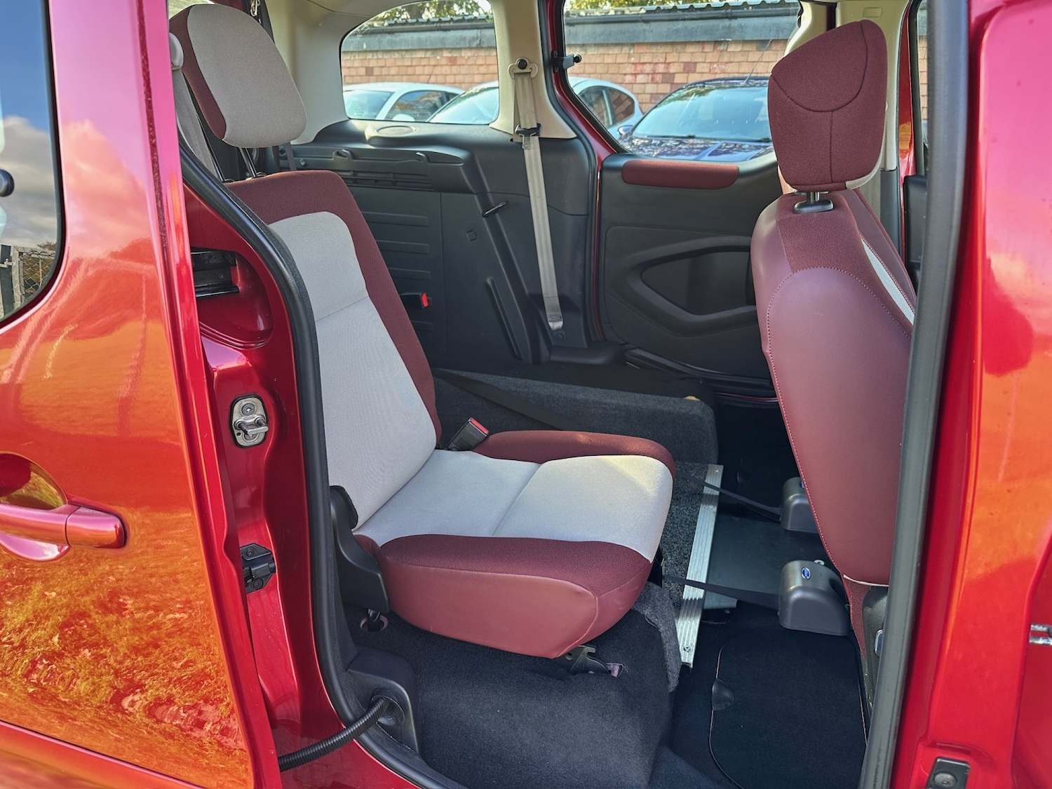 Used Citroen Berlingo 2012 for sale - 76521142: Photo 6