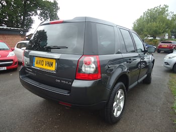 Used Land Rover Freelander 2010 for sale - 79683424: Photo