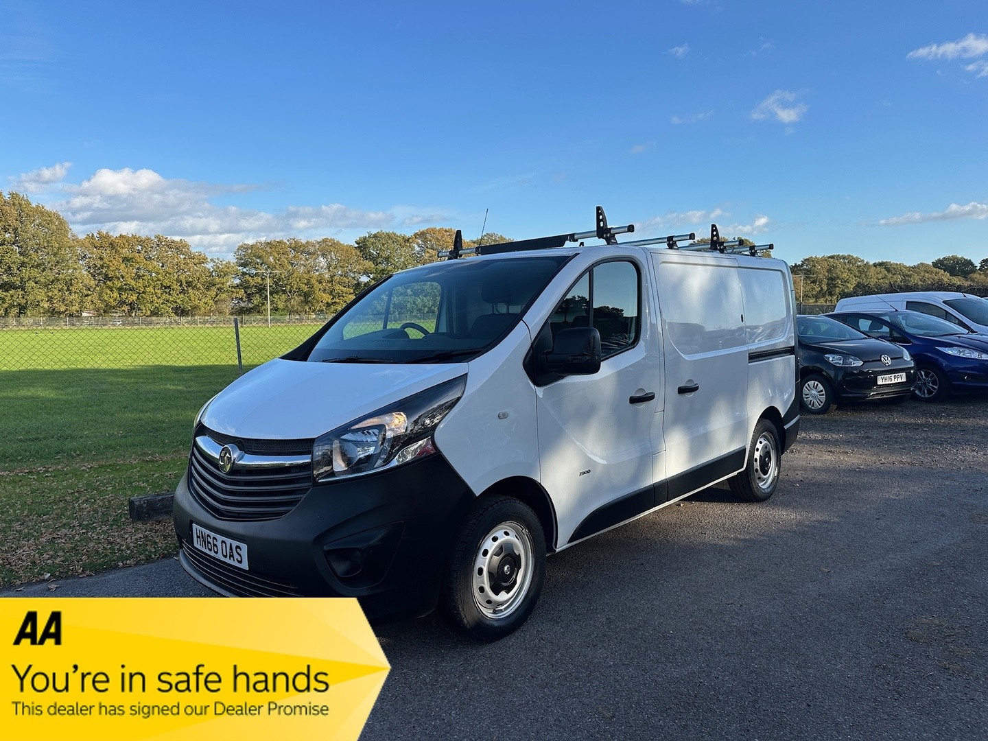 Used Vauxhall Vivaro 2016 for sale - 76830402: Photo 1