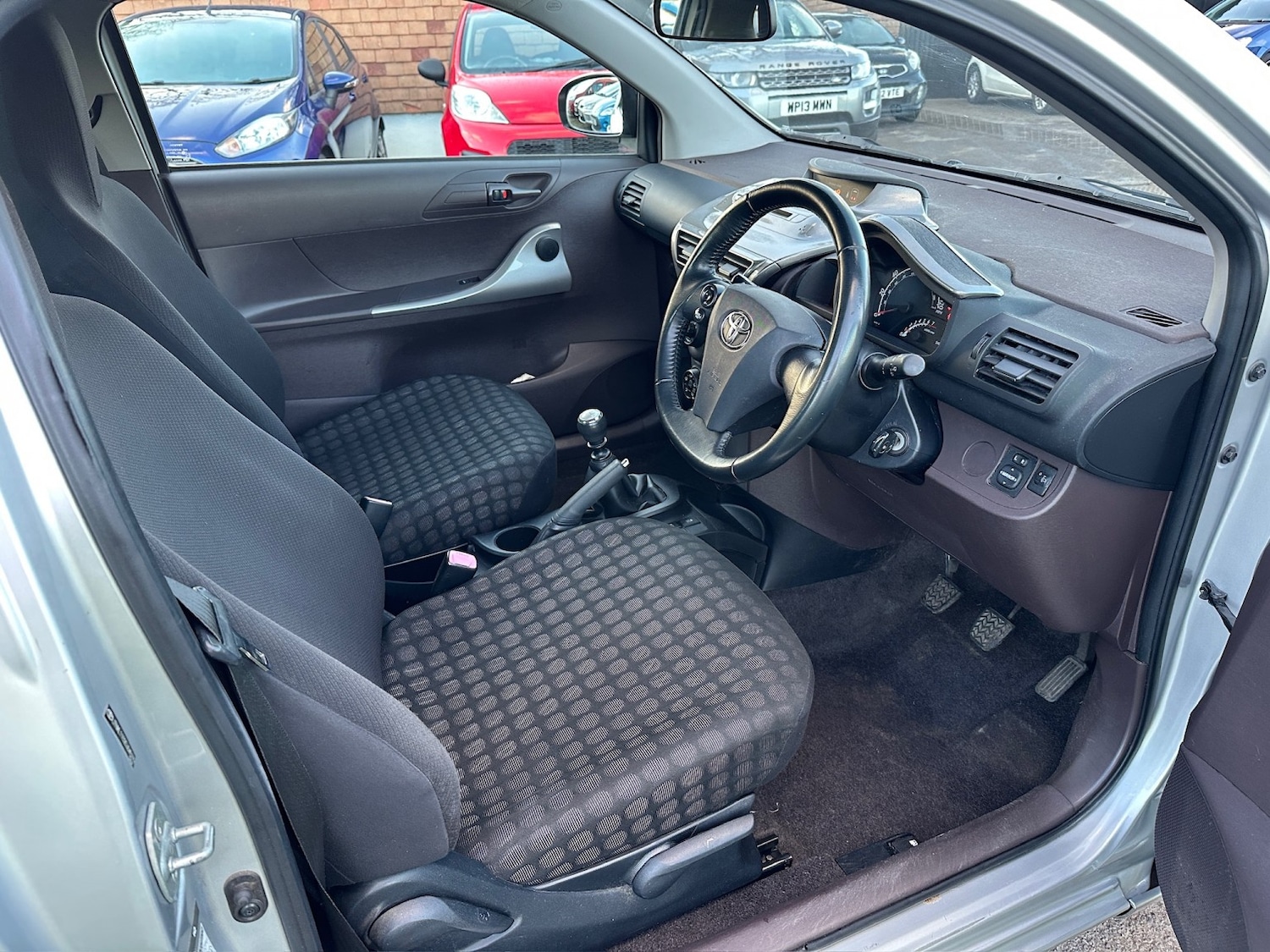 Used Toyota IQ 2010 for sale - 77162250: Photo 7