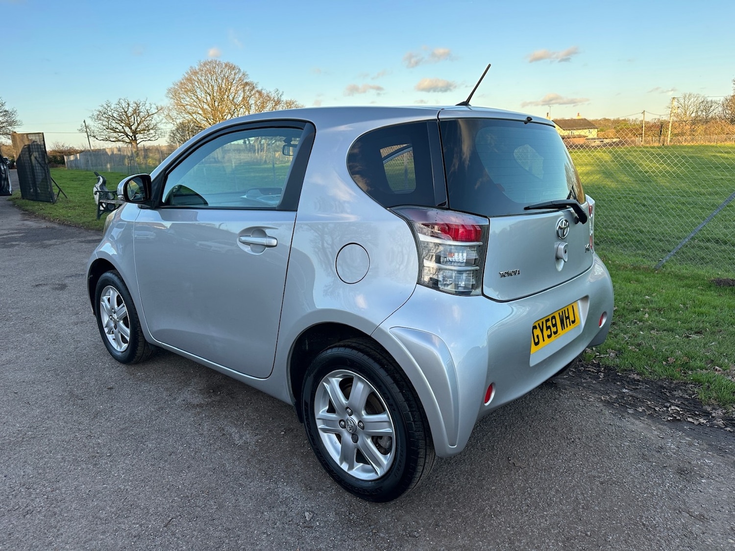 Used Toyota IQ 2010 for sale - 77162250: Photo 8