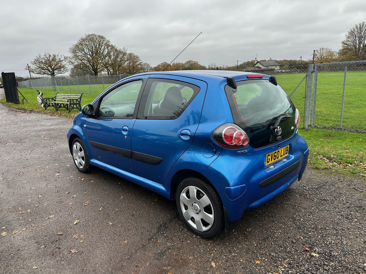 Used Toyota AYGO 2011 for sale - 76855377: Photo 10