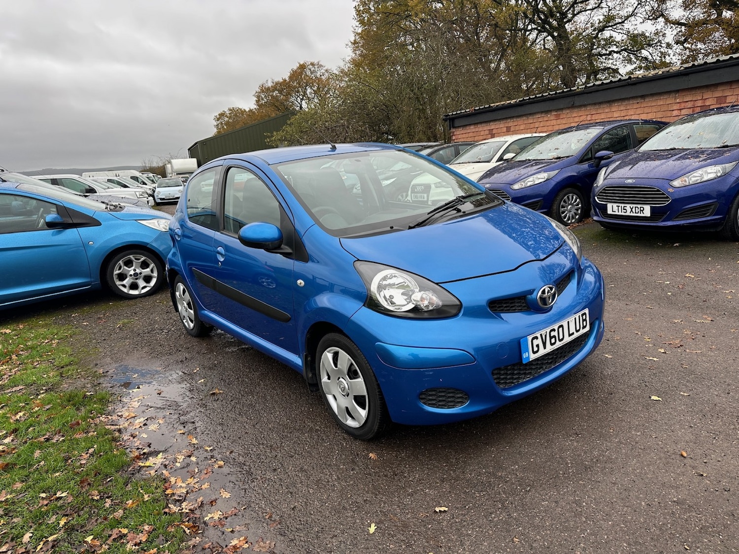 Used Toyota AYGO 2011 for sale - 76855377: Photo 11