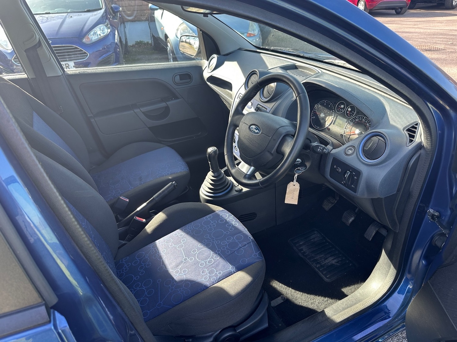 Used Ford Fiesta 2007 for sale - 78045475: Photo 9