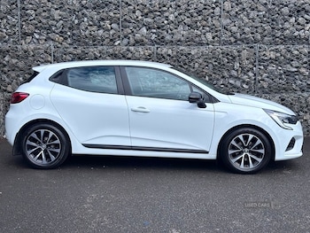 Used Renault Clio 2022 for sale - 79427073: Photo