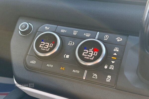 Used Land Rover Defender 2021 for sale - 76399568: Photo 20