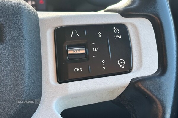 Used Land Rover Defender 2021 for sale - 76399568: Photo 23