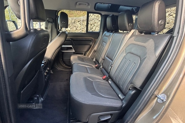 Used Land Rover Defender 2021 for sale - 76399568: Photo 34