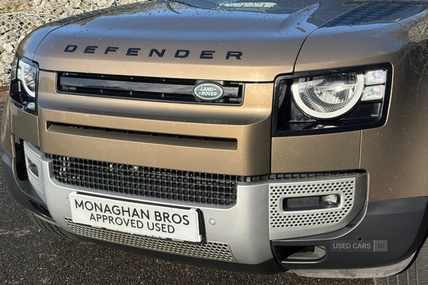 Used Land Rover Defender 2021 for sale - 76399568: Photo 4
