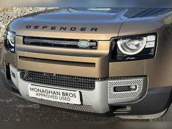 Used Land Rover Defender 2021 for sale - 76399568: Photo