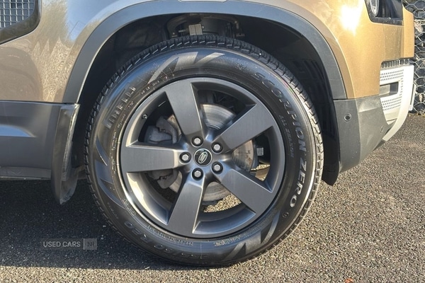 Used Land Rover Defender 2021 for sale - 76399568: Photo 7