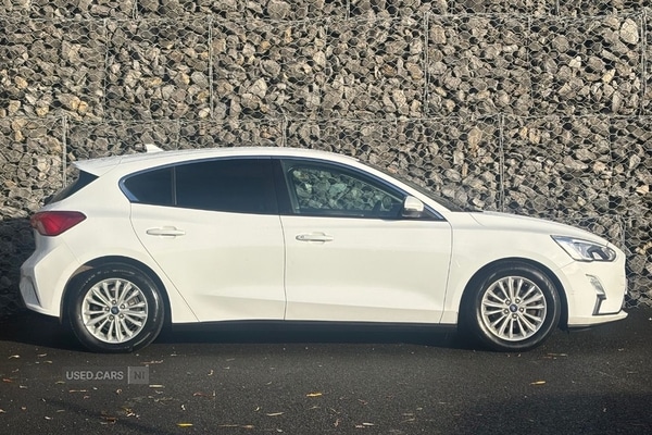 Used Ford Focus 2019 for sale - 76659445: Photo 2