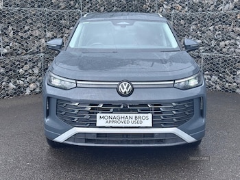 Used Volkswagen Touran 2026 for sale - 78676971: Photo