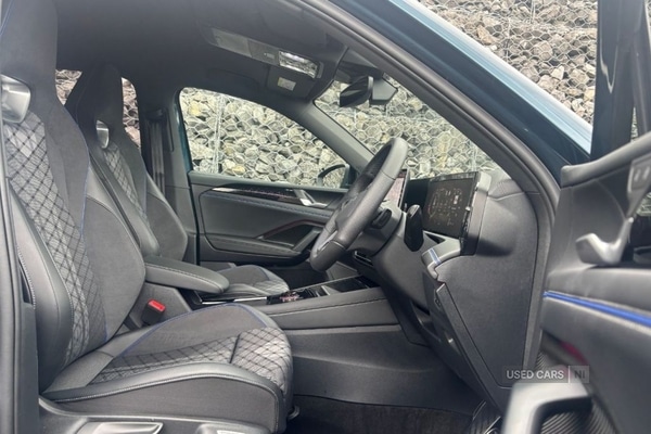 Vehicle 33