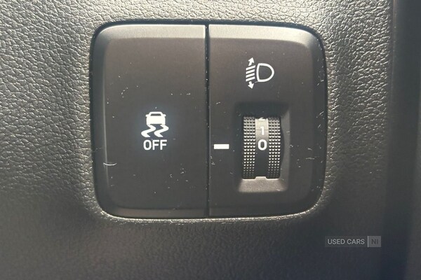 Used Hyundai i10 2024 for sale - 76308437: Photo 23