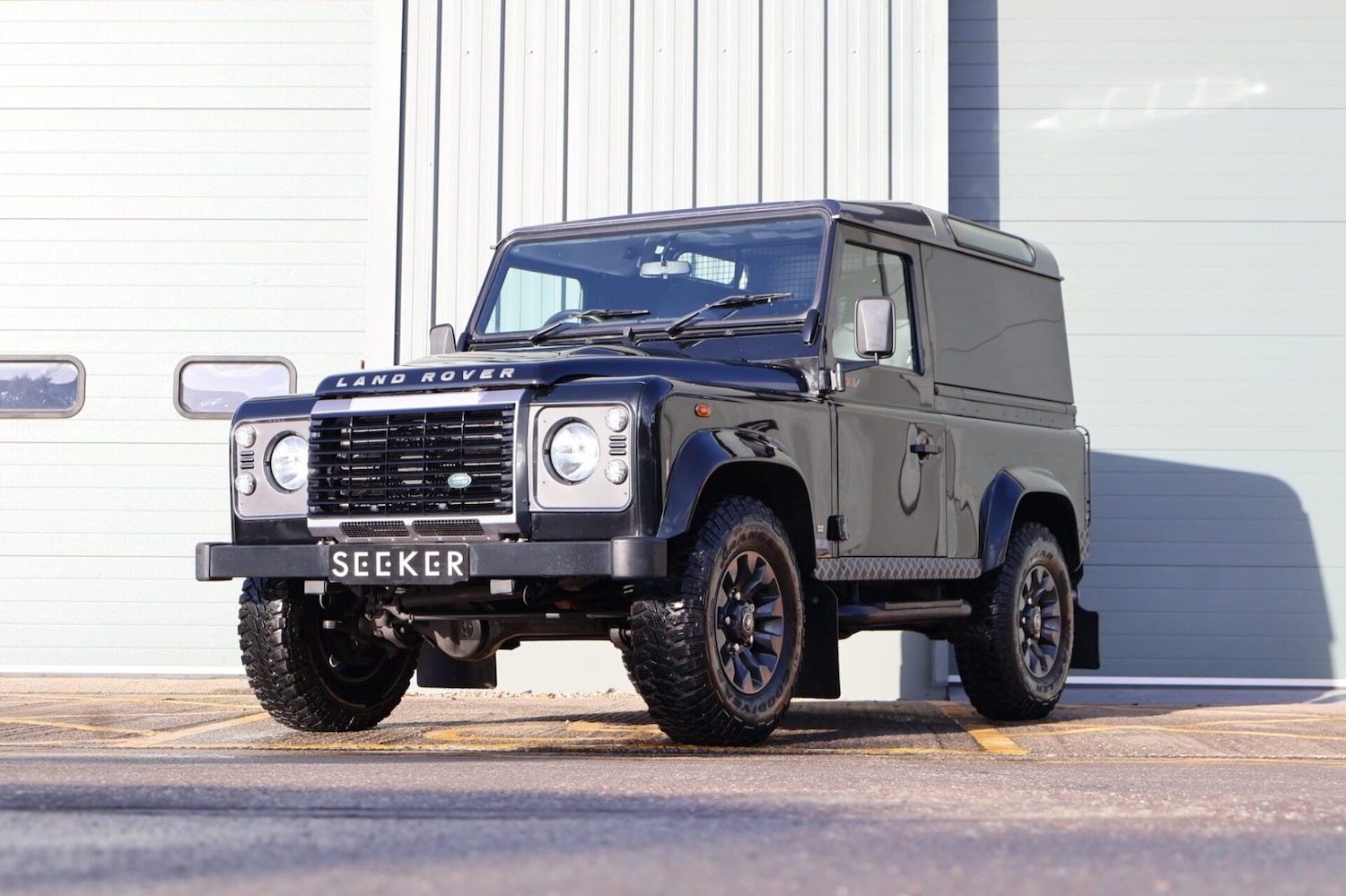 Used Land Rover Defender 2013 for sale - 77135826: Photo 3
