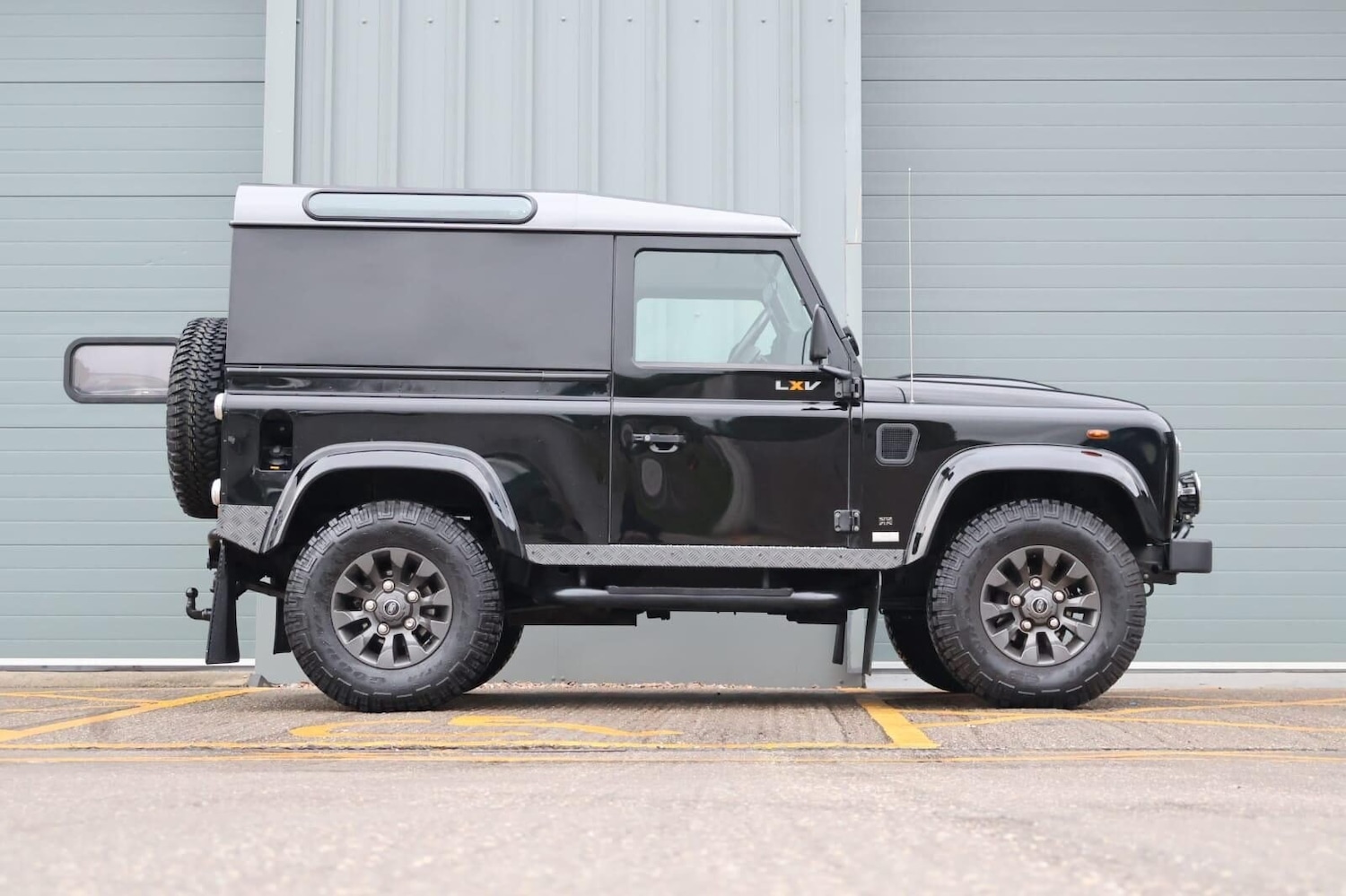 Used Land Rover Defender 2013 for sale - 77135826: Photo 5