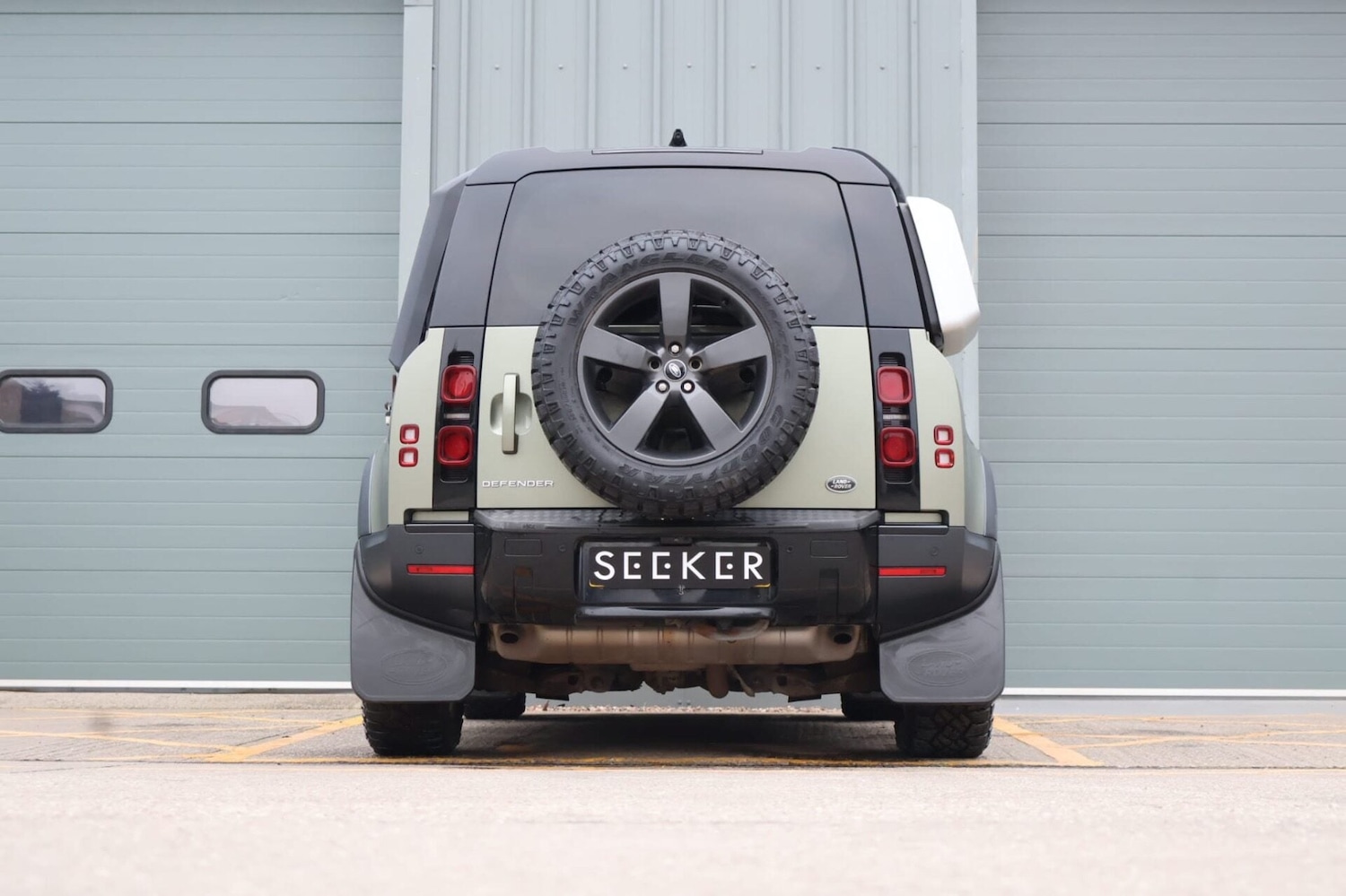 Used Land Rover Defender 2021 for sale - 77062166: Photo 5