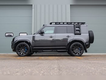 Used Land Rover Defender 110 2025 for sale - 75894581: Photo