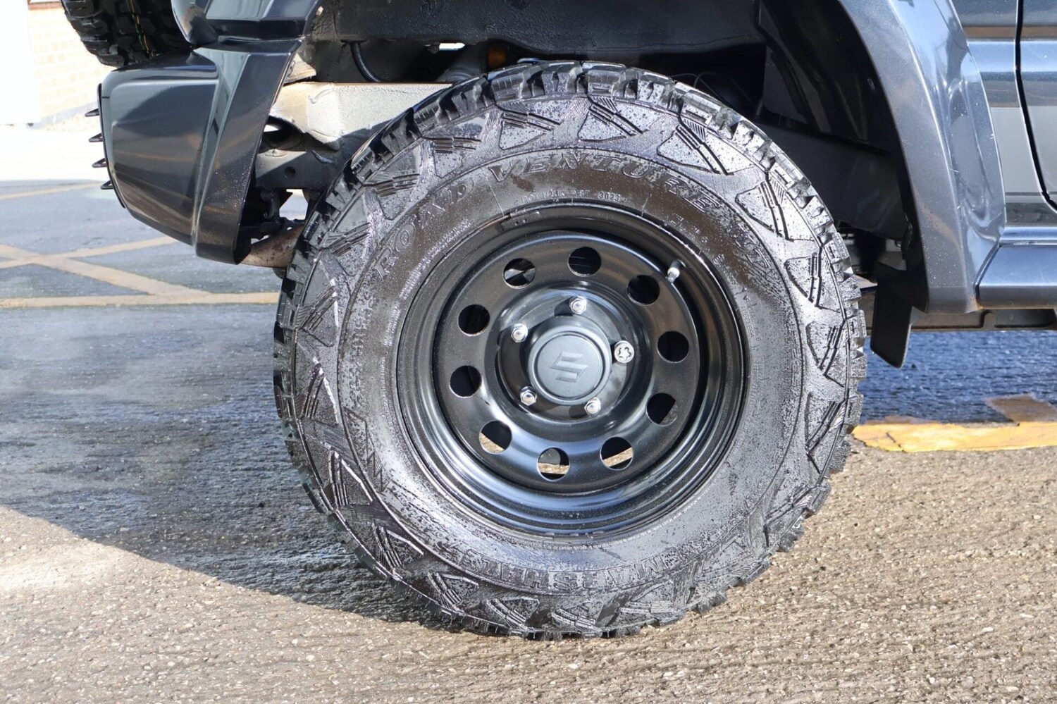 Used Suzuki Jimny 2023 for sale - 77355123: Photo 10