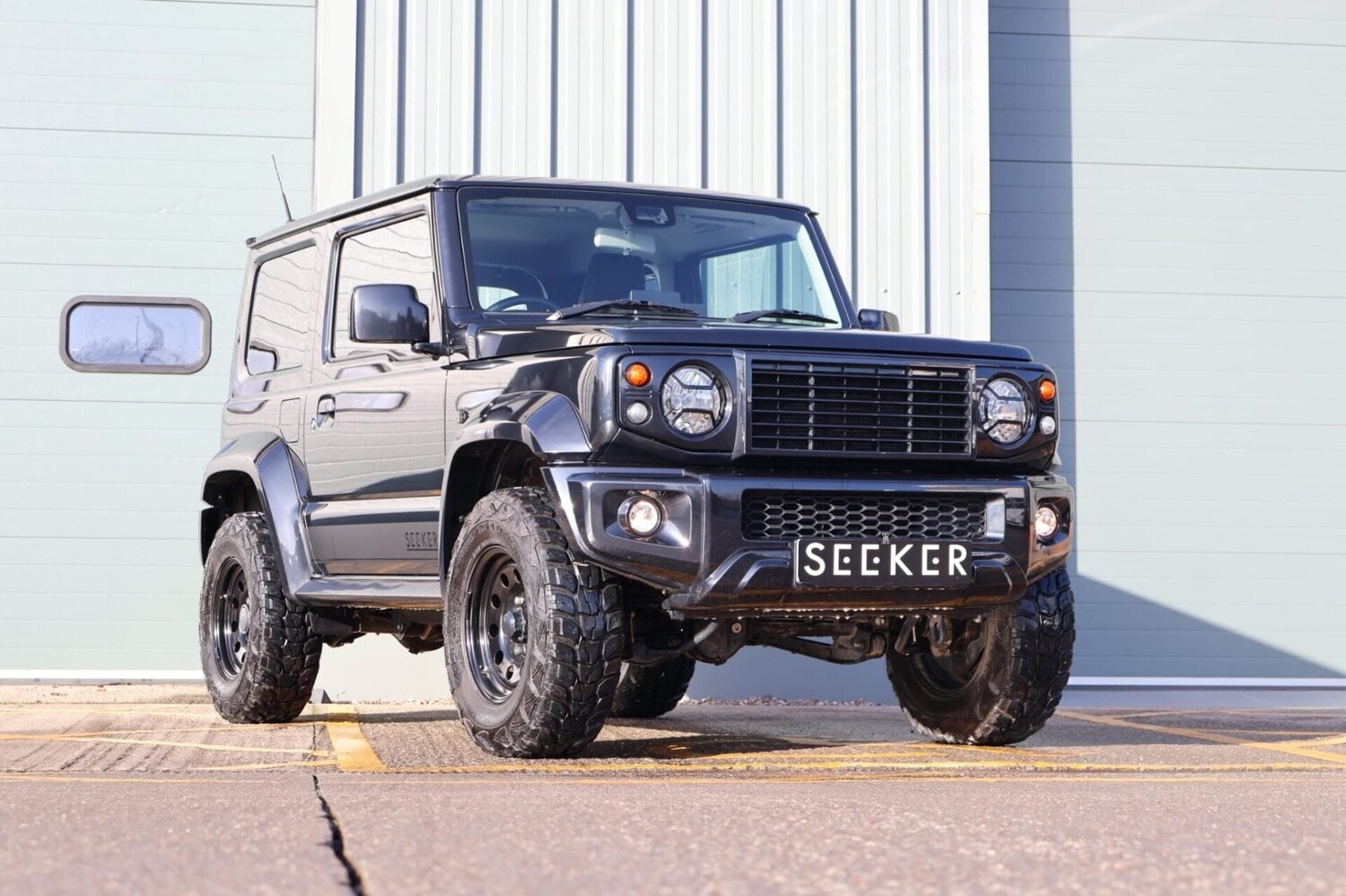 Used Suzuki Jimny 2023 for sale - 77355123: Photo 3