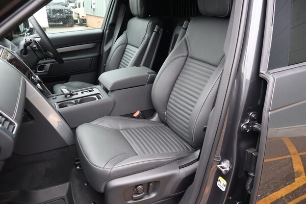 Used Land Rover Discovery 2024 for sale - 73592909: Photo 11