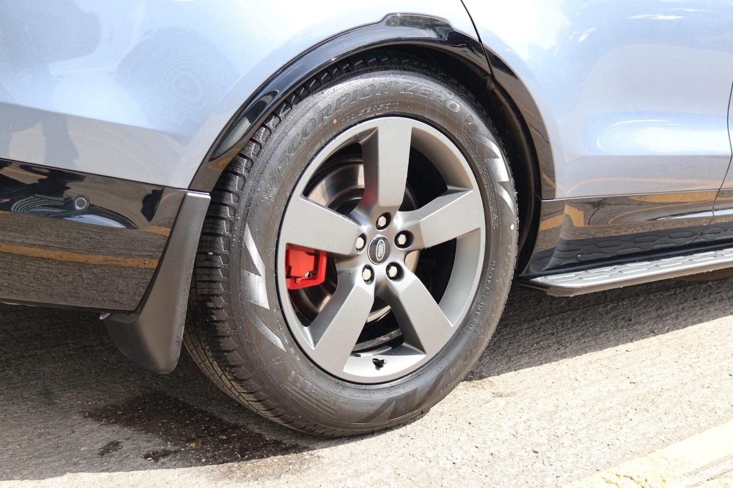 Used Land Rover Discovery 2023 for sale - 78210149: Photo 10