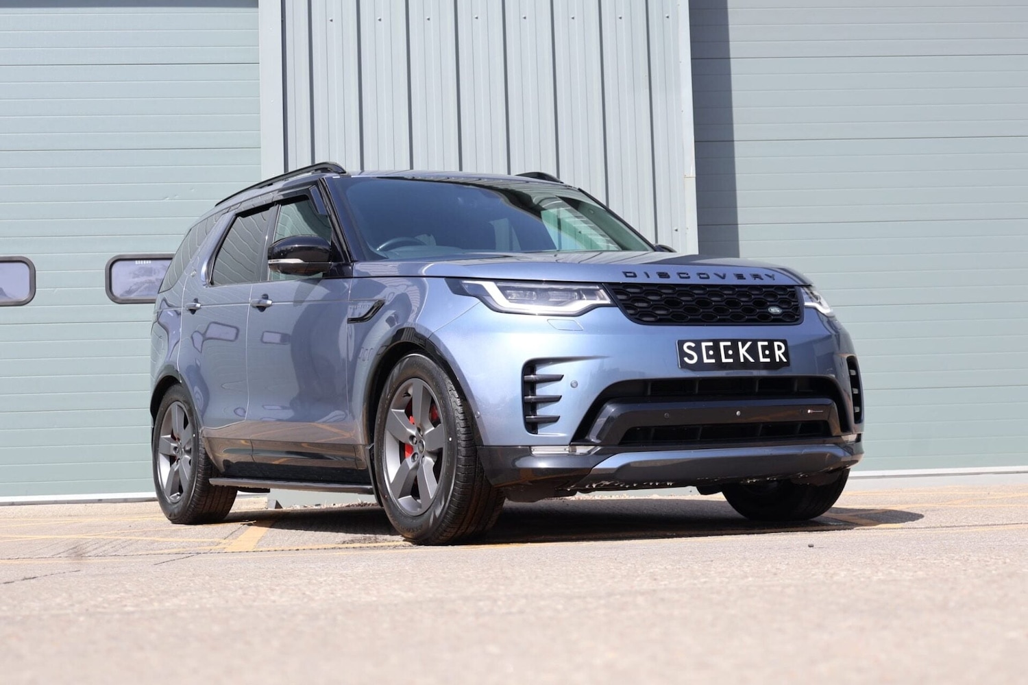 Used Land Rover Discovery 2023 for sale - 78210149: Photo 3