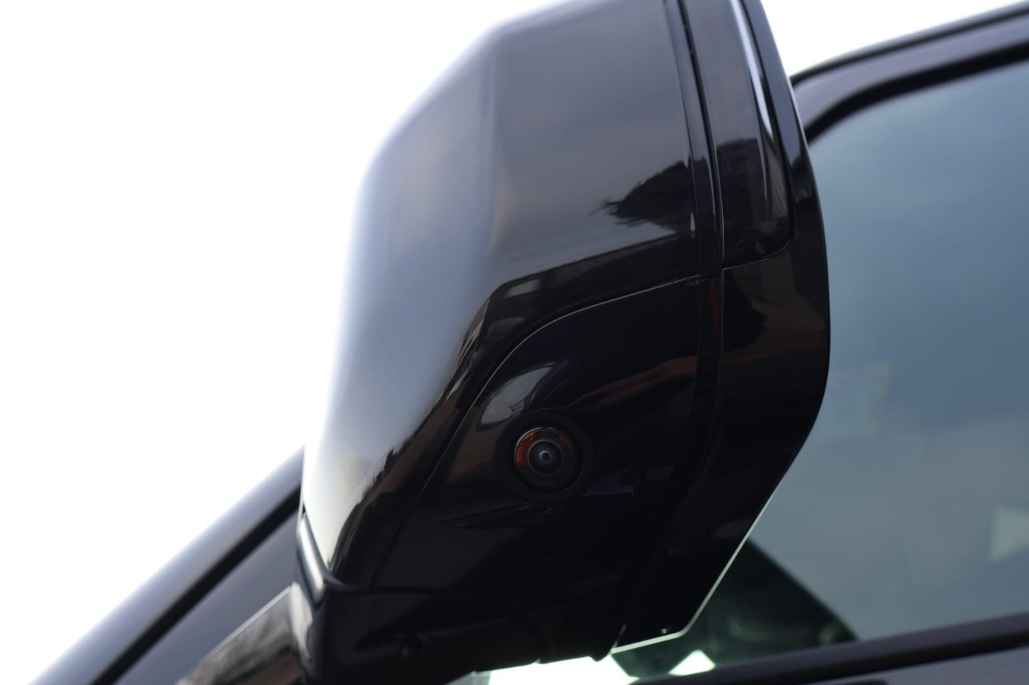 Used Land Rover Defender 110 2026 for sale - 78011049: Photo 11