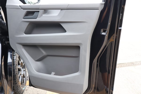 Used Volkswagen Transporter 2023 for sale - 75425831: Photo 13