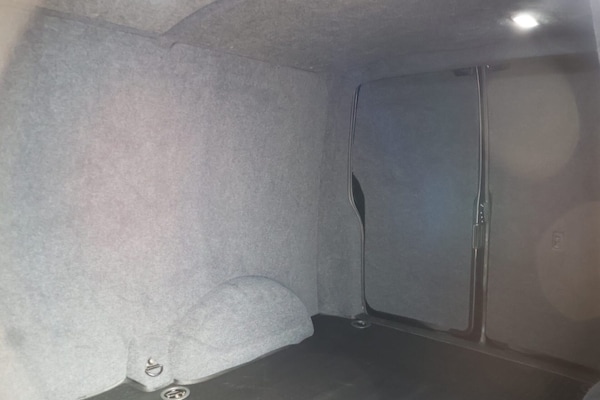 Used Volkswagen Transporter 2023 for sale - 75425831: Photo 21