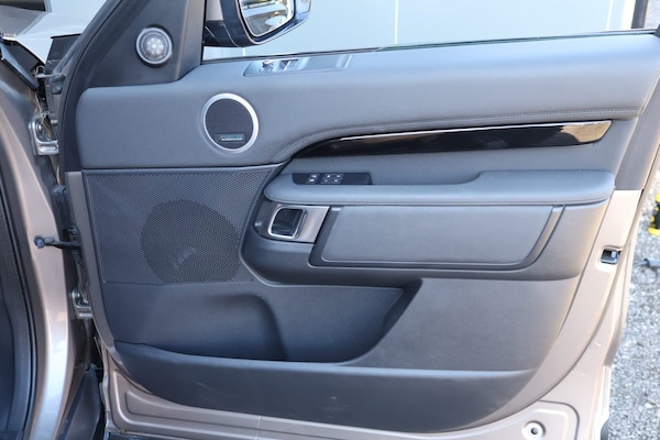 Used Land Rover Discovery 2021 for sale - 76205803: Photo 16