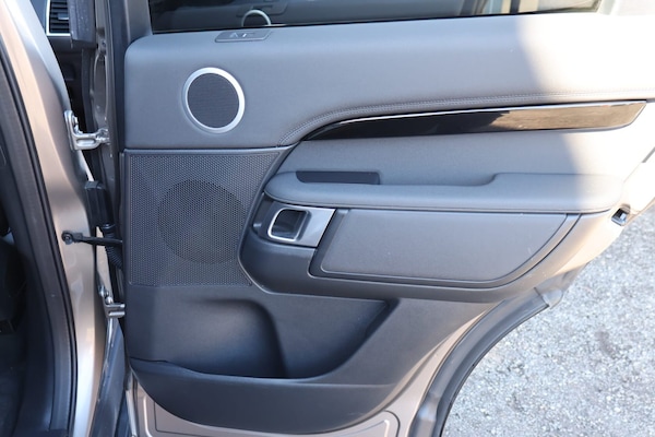 Used Land Rover Discovery 2021 for sale - 76205803: Photo 19