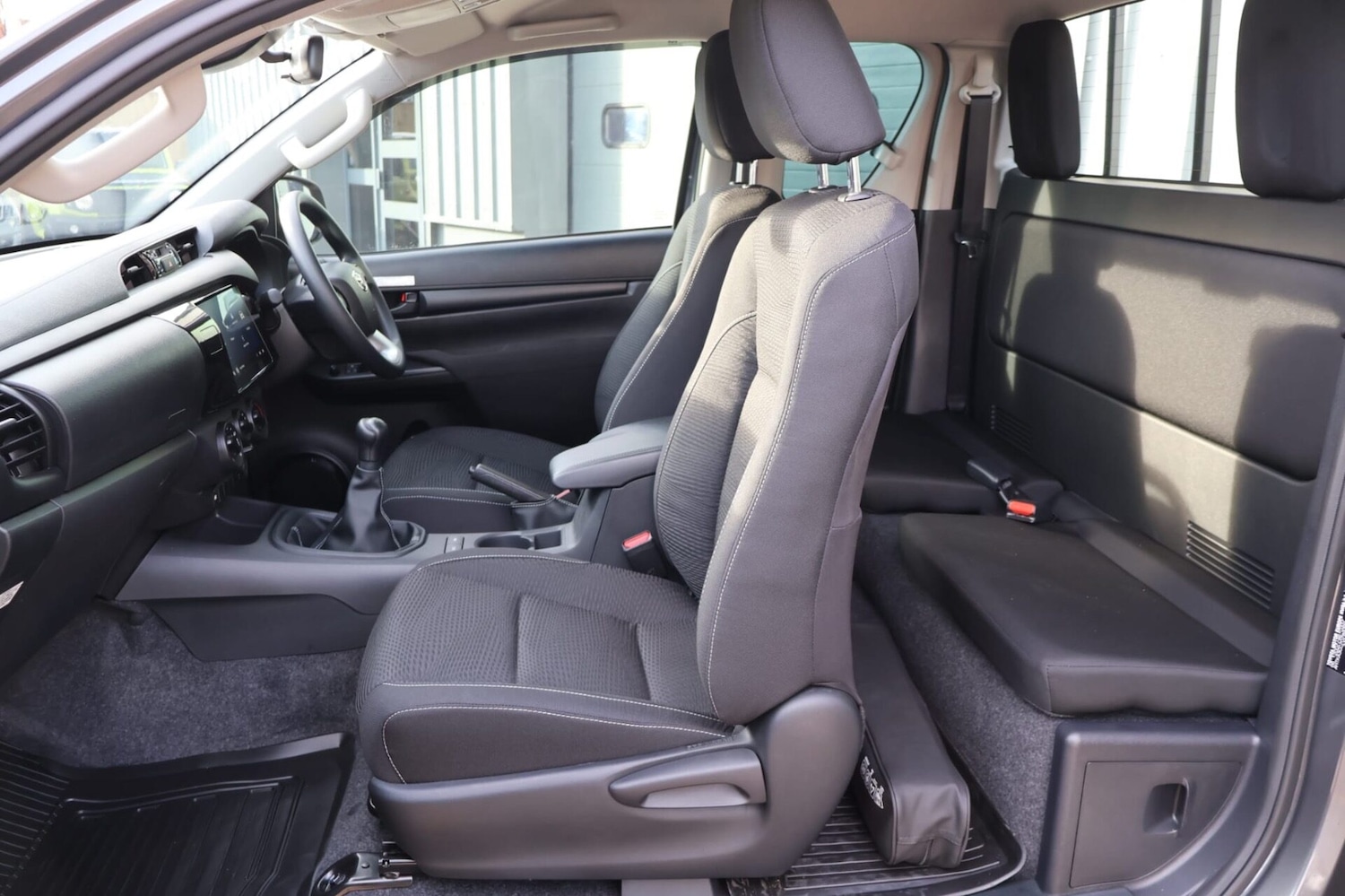 Used Toyota Hilux 2025 for sale - 77262442: Photo 12