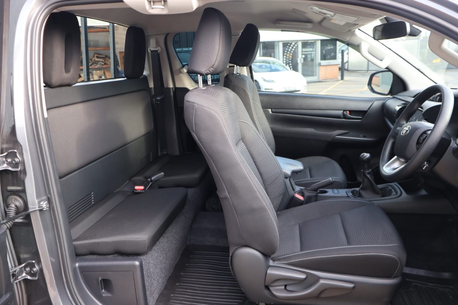 Used Toyota Hilux 2025 for sale - 77262442: Photo 19