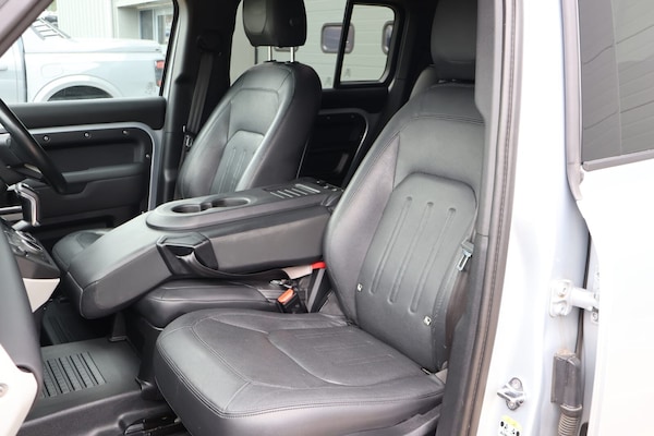Used Land Rover Defender 110 2021 for sale - 75426497: Photo 10