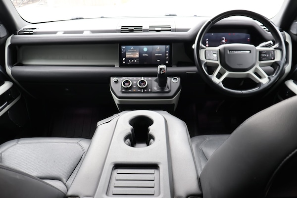 Used Land Rover Defender 110 2021 for sale - 75426497: Photo 26