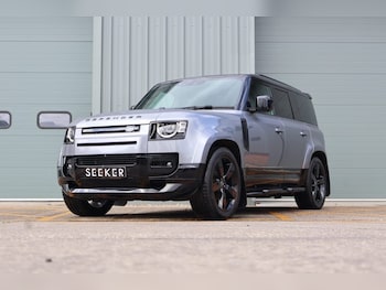 Used Land Rover Defender 110 2022 for sale - 75592992: Photo