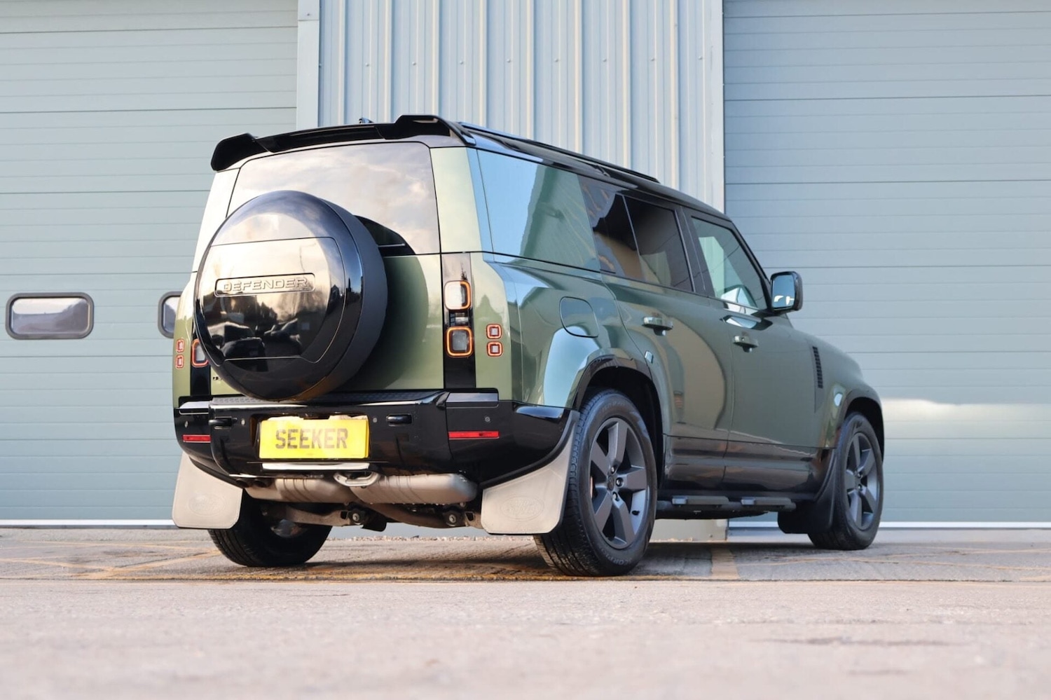 Used Land Rover Defender 2025 for sale - 77270812: Photo 7