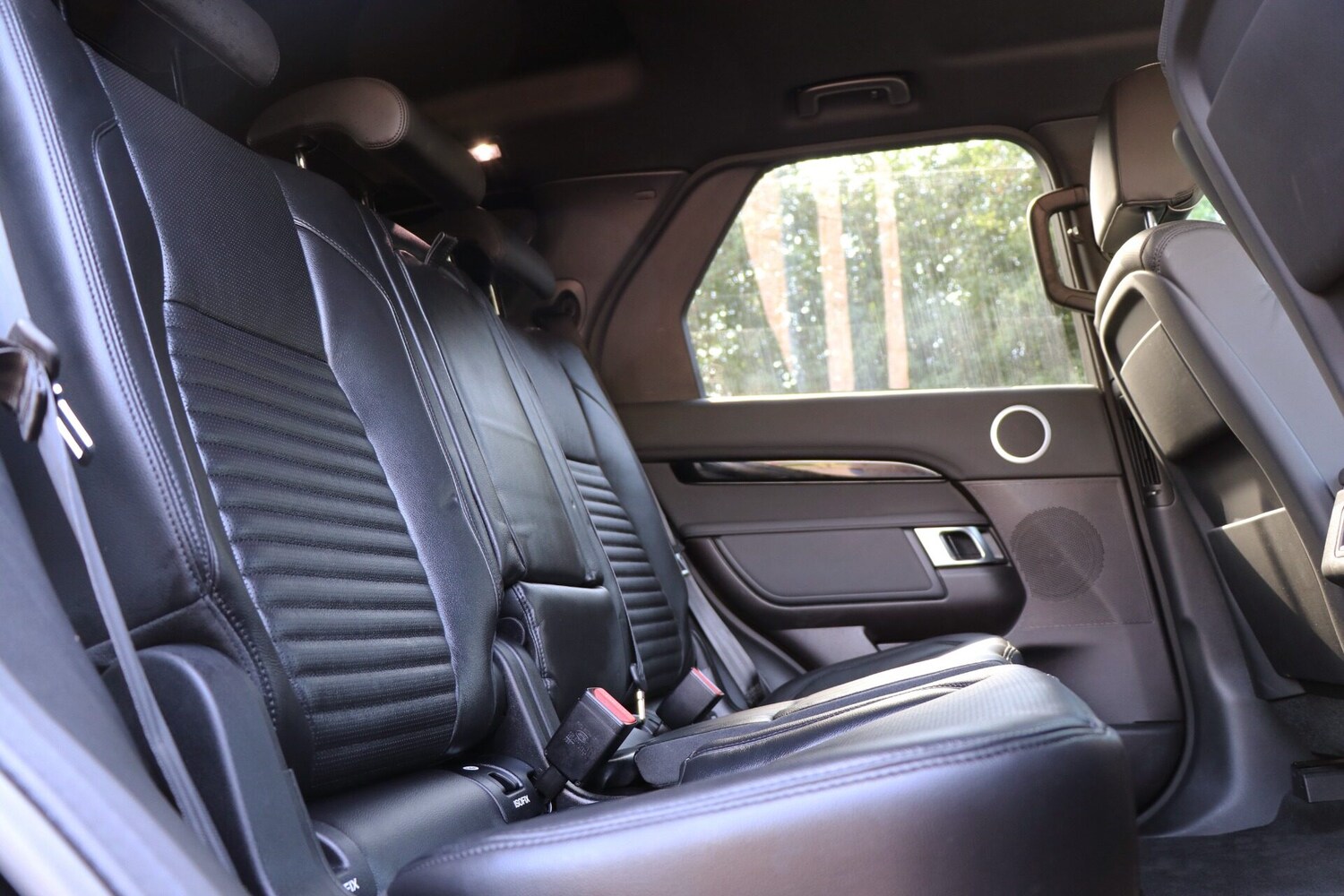 Used Land Rover Discovery 2025 for sale - 75982303: Photo 24