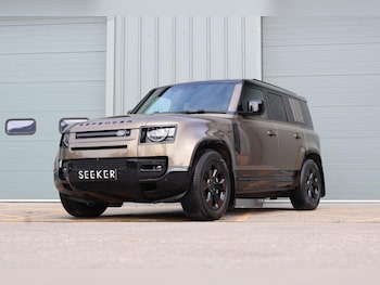Used Land Rover Defender 2024 for sale - 78242356: Photo