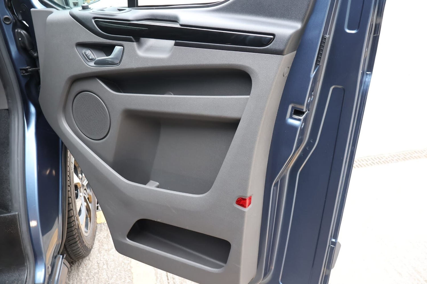 Used Ford Transit Custom 2023 for sale - 76267830: Photo 17