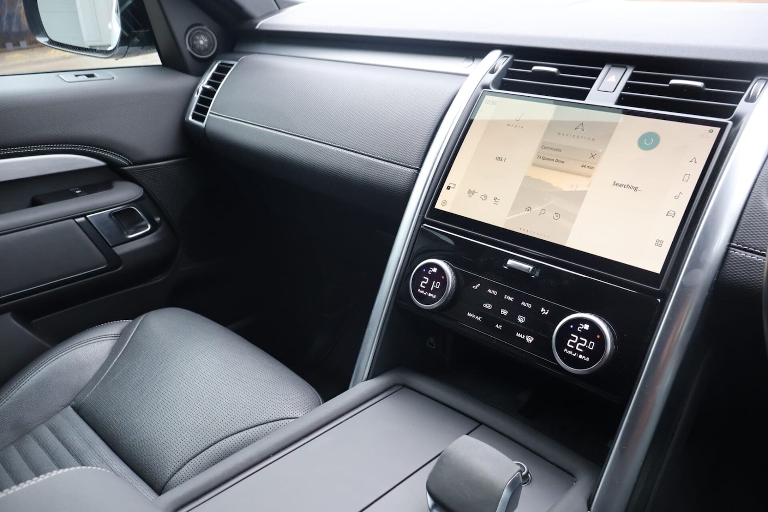 Used Land Rover Discovery 2023 for sale - 77233637: Photo 24