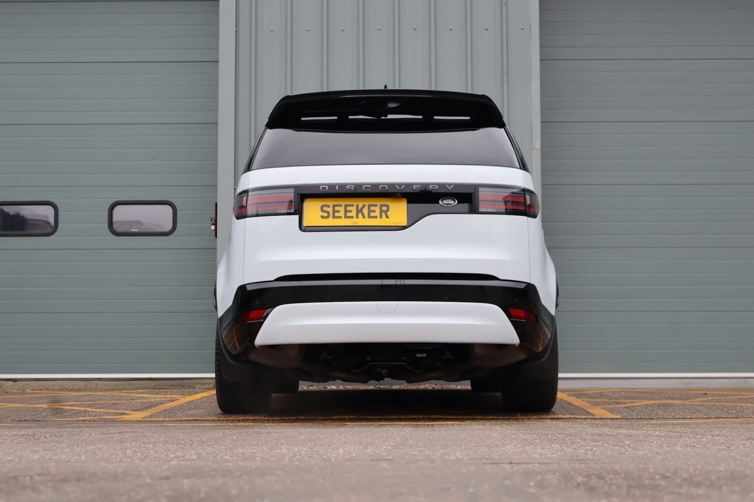 Used Land Rover Discovery 2023 for sale - 77233637: Photo 8