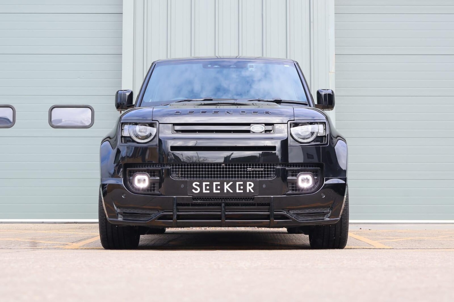 Used Land Rover Defender 2024 for sale - 78121717: Photo 2