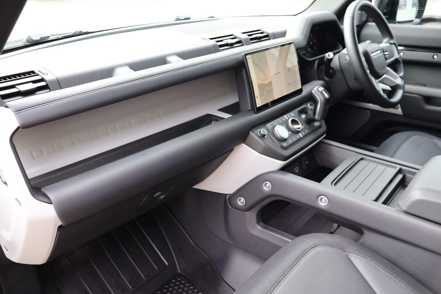 Used Land Rover Defender 2024 for sale - 78121717: Photo 26