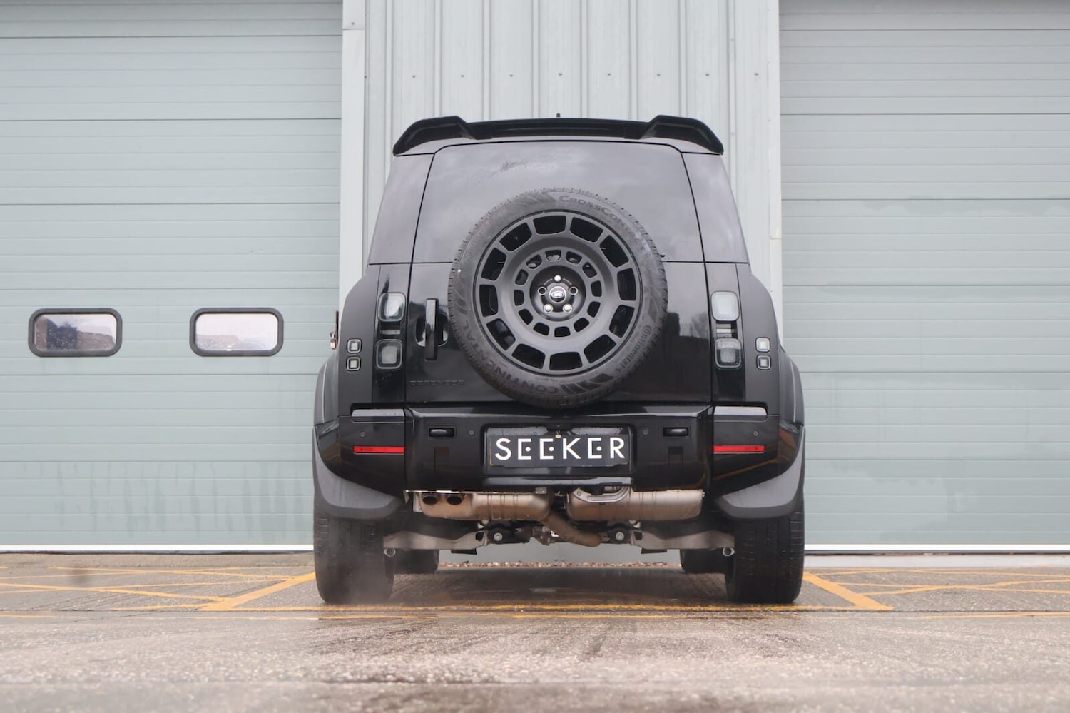 Used Land Rover Defender 110 2025 for sale - 76957113: Photo 4