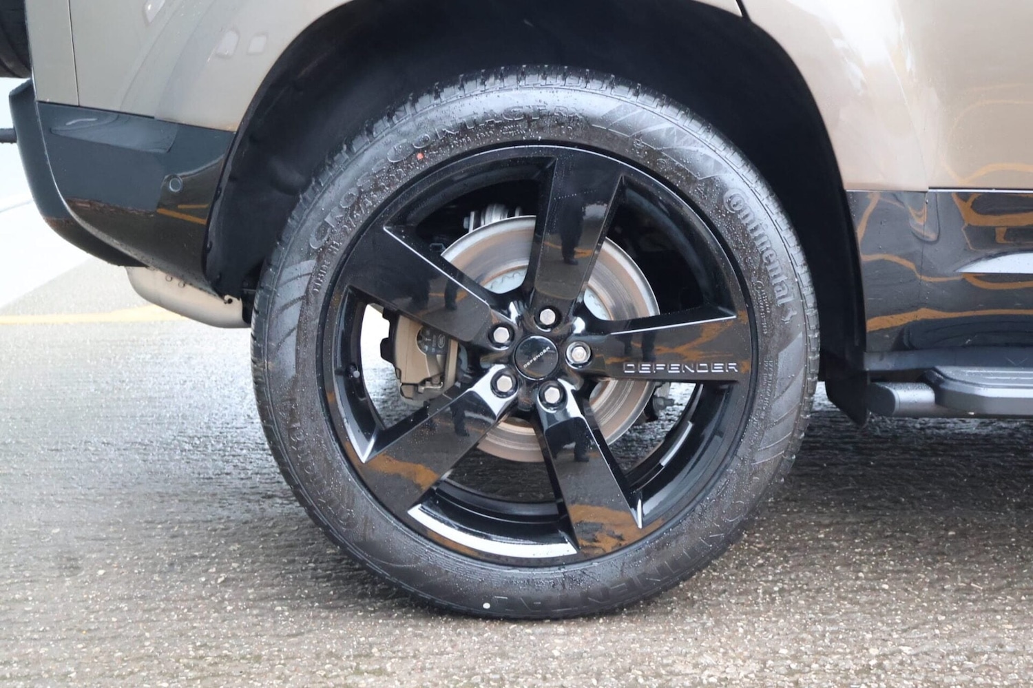 Used Land Rover Defender 110 2026 for sale - 77517638: Photo 25