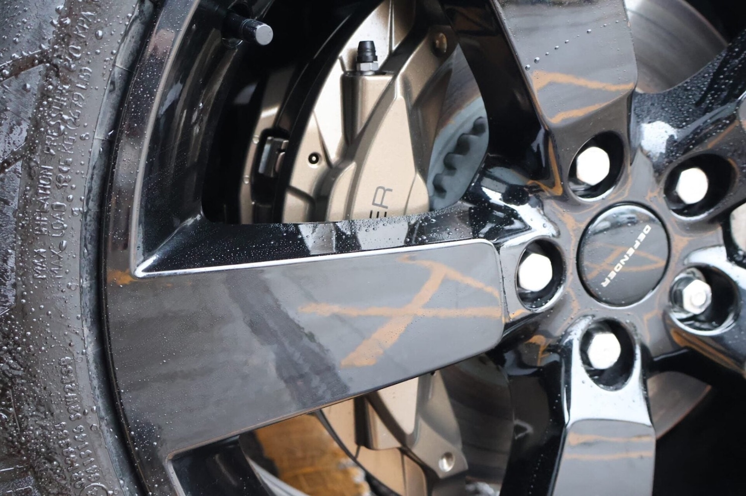 Used Land Rover Defender 110 2026 for sale - 77517638: Photo 26